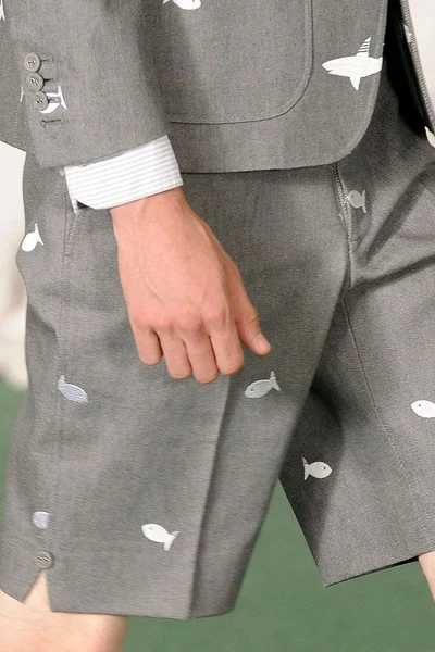Look 48